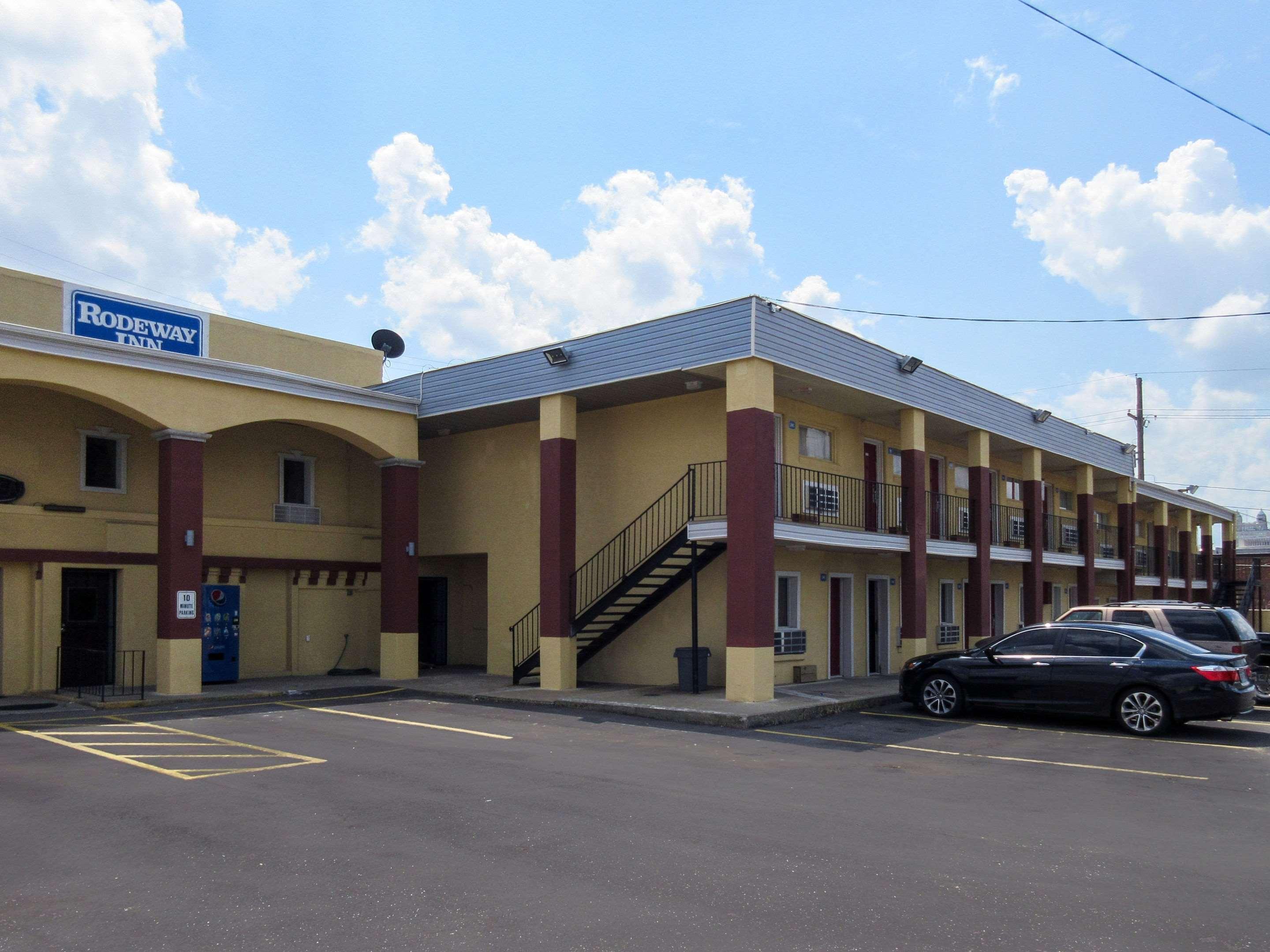 Rodeway Inn Kansas City Exteriör bild