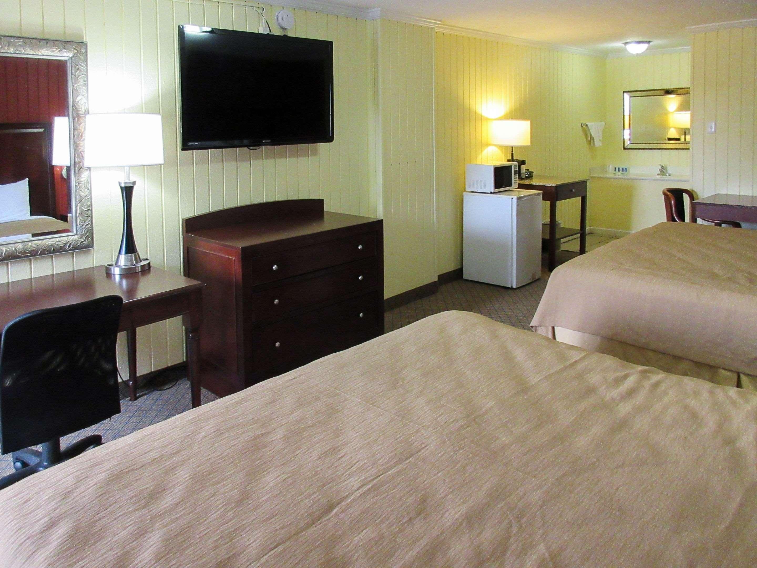 Rodeway Inn Kansas City Exteriör bild